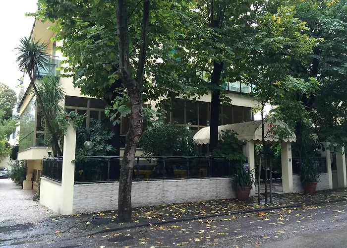 Hotel Athena